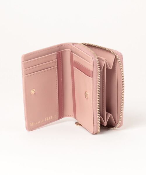 完売品 Maison de FLEURビジューロゴミニウォレット Maison de FLEUR（メゾンドフルール）の「ビジューロゴミニウォレット