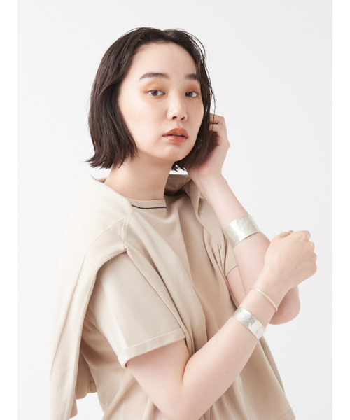 collex（コレックス）の「【Ljud/ユード】WAVEハンマーバングル（バングル/リストバンド・レディース・ゴールド/シルバー・フリー）」の4枚目の写真