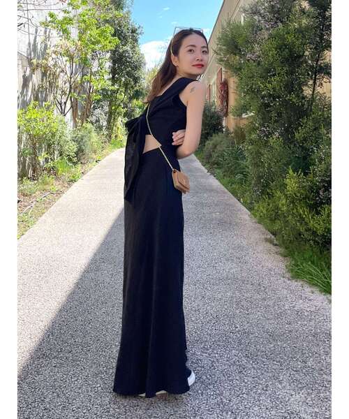 Ungrid（アングリッド）の「バックデザインノースリワンピース（ワンピース・レディース・オレンジ/ブラック/アイボリー・SMALL/MEDIUM）」の6枚目の写真