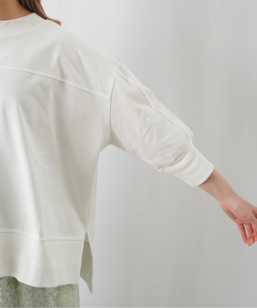 LUCA/LADY LUCK LUCA（ルカ/レディラックルカ）の「LC/LLL カットワイド切替プルオーバー / 袖ボリュームスリットプルオーバー（Tシャツ/カットソー・レディース・ブラック/オフホワイト/サックスブルー/パープル/チャコールグレー・FREE）」の7枚目の写真