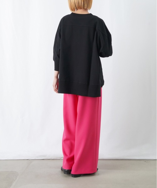 LUCA/LADY LUCK LUCA（ルカ/レディラックルカ）の「LC/LLL カットワイド切替プルオーバー / 袖ボリュームスリットプルオーバー（Tシャツ/カットソー・レディース・ブラック/オフホワイト/サックスブルー/パープル/チャコールグレー・FREE）」の11枚目の写真