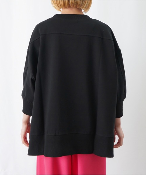 LUCA/LADY LUCK LUCA（ルカ/レディラックルカ）の「LC/LLL カットワイド切替プルオーバー / 袖ボリュームスリットプルオーバー（Tシャツ/カットソー・レディース・ブラック/オフホワイト/サックスブルー/パープル/チャコールグレー・FREE）」の21枚目の写真