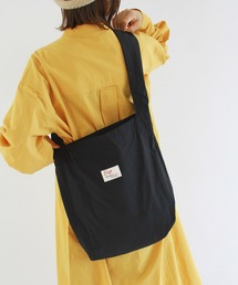 Crisp | ナイロンショルダーバッグ(ショルダーバッグ)