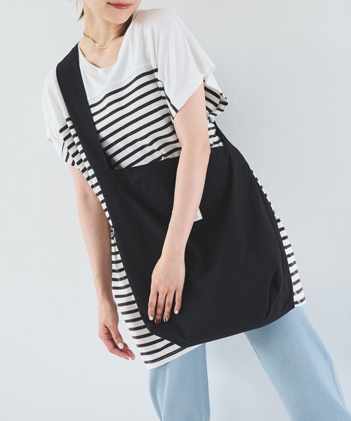 Crisp（クリスプ）の「ナイロンショルダーバッグ（ショルダーバッグ・レディース・ブラック/アイボリー/ブラウン・FREE）」の6枚目の写真