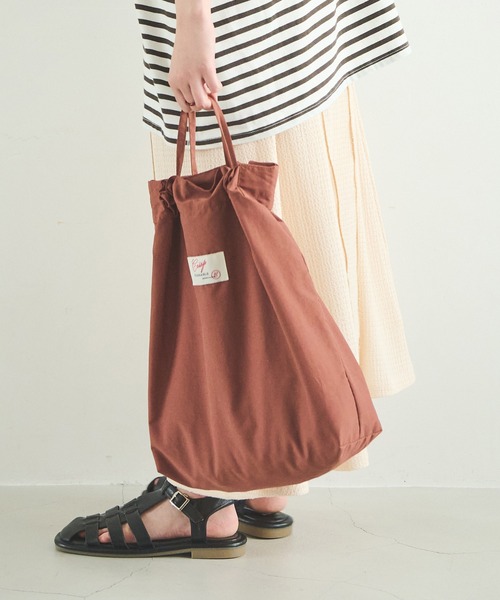 Crisp（クリスプ）の「ナイロンショルダーバッグ（ショルダーバッグ・レディース・ブラック/アイボリー/ブラウン・FREE）」の5枚目の写真