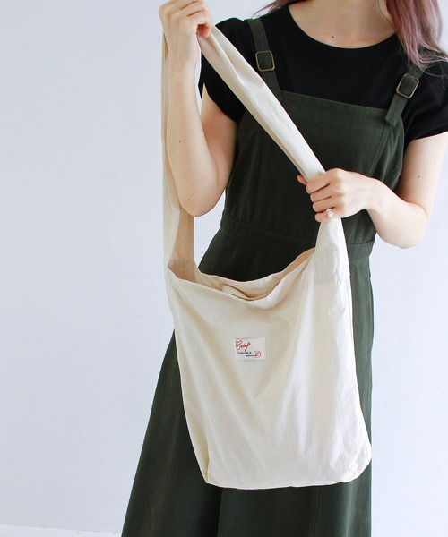 Crisp（クリスプ）の「ナイロンショルダーバッグ（ショルダーバッグ・レディース・ブラック/アイボリー/ブラウン・FREE）」の14枚目の写真