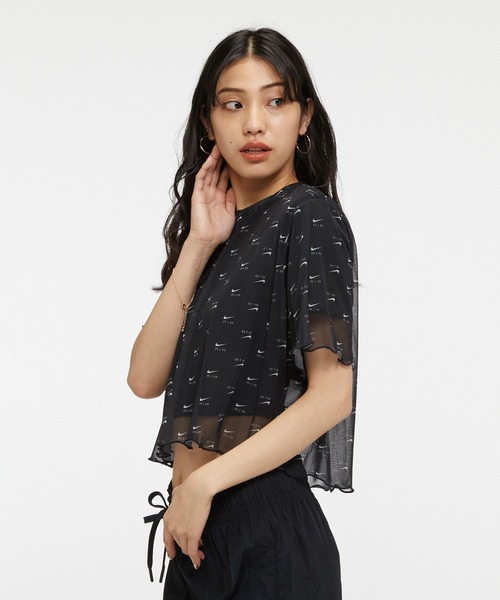 NIKE（ナイキ）の「ナイキ エア ウィメンズ プリント メッシュ ショートスリーブ クロップ トップ / Nike Air Women's Printed Mesh Short-Sleeve Crop Top（Tシャツ/カットソー・レディース・ブラック/ゴールド・XL/S/L/XS/2XL/M）」の8枚目の写真