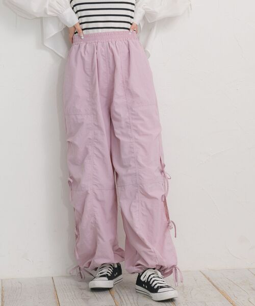 ems excite（エムズエキサイト）の「サイドリボンナイロンPT（その他パンツ・レディース・ブラック/ナチュラル/ピンク/ライトブルー/ベージュ・FREE）」の5枚目の写真