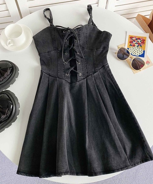 SPIGA(スピーガ)の「レースアップ切替デニムキャミワンピース(ワンピース・レディース・ブラック/ブルー・FREE)」の21枚目の写真