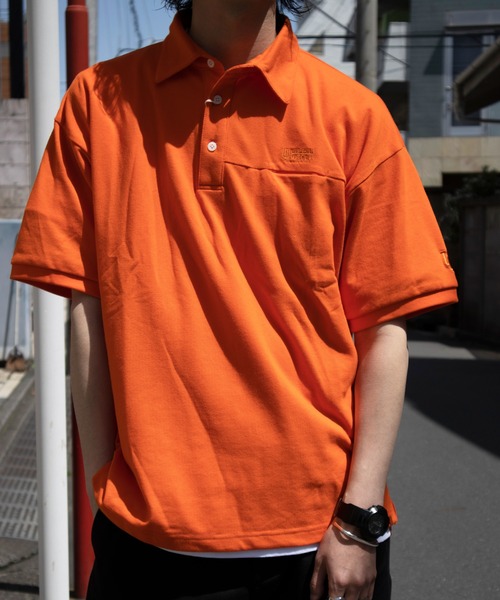 UNIVERSAL OVERALL（ユニバーサルオーバーオール）の「ポロシャツ / オーバーポロシャツ　/ OVER POLO SHIRT（ポロシャツ・メンズ・オレンジ/ホワイト/ネイビー・MEDIUM/LARGE）」の13枚目の写真