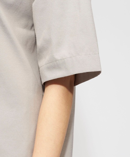 FOREVER 21（フォーエバー トゥエンティーワン）の「ストライプ/無地 カットアウトシャツ（シャツ/ブラウス・レディース・ホワイト/パープル系その他4/グレー系その他7・FREE）」の12枚目の写真