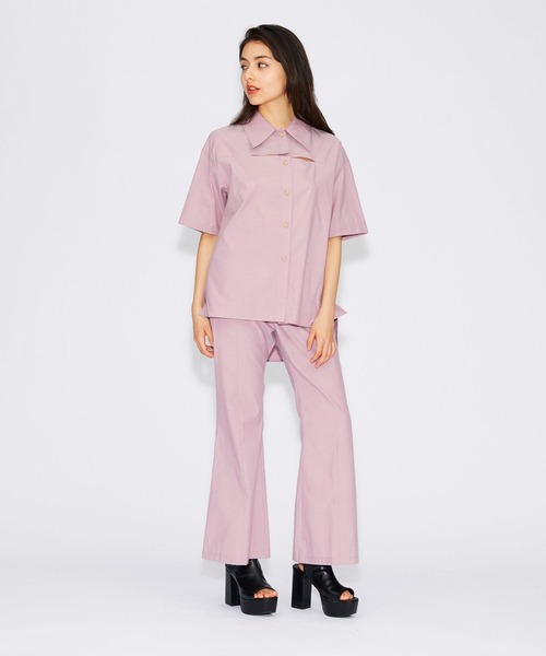 FOREVER 21（フォーエバー トゥエンティーワン）の「ストライプ/無地 カットアウトシャツ（シャツ/ブラウス・レディース・ホワイト/パープル系その他4/グレー系その他7・FREE）」の7枚目の写真