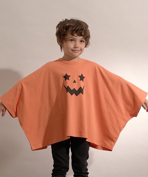 b・ROOM(ビールーム)の「【型崩れしないやわらかコットン】変形ハロウィンTシャツ(Tシャツ/カットソー・キッズ・オレンジ/ブラック・MEDIUM/LARGE)」の1枚目の写真