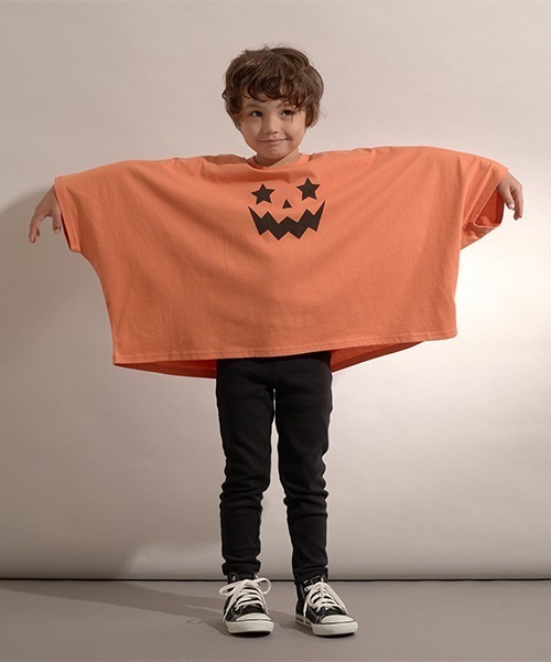b・ROOM(ビールーム)の「【型崩れしないやわらかコットン】変形ハロウィンTシャツ(Tシャツ/カットソー・キッズ・オレンジ/ブラック・MEDIUM/LARGE)」の7枚目の写真