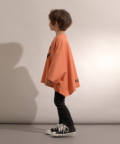 b・ROOM(ビールーム)の「【型崩れしないやわらかコットン】変形ハロウィンTシャツ(Tシャツ/カットソー・キッズ・オレンジ/ブラック・MEDIUM/LARGE)」の8枚目の写真