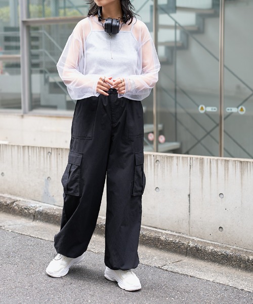 COLONY 2139（コロニートゥーワンスリーナイン）の「ビッグチュールトップス＋キャミソールセット（Tシャツ/カットソー・レディース・ブラック/グレー/オフホワイト・FREE）」の9枚目の写真