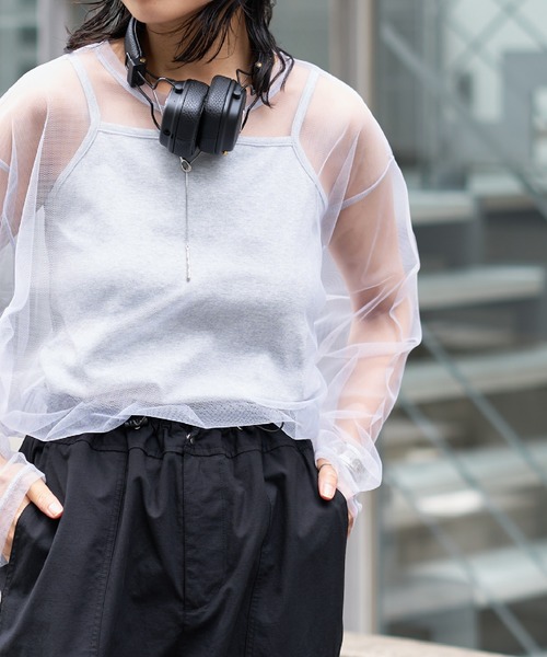 COLONY 2139（コロニートゥーワンスリーナイン）の「ビッグチュールトップス＋キャミソールセット（Tシャツ/カットソー・レディース・ブラック/グレー/オフホワイト・FREE）」の5枚目の写真