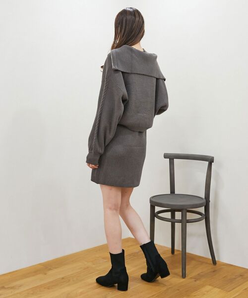 MAJESTIC LEGON(マジェスティックレゴン)の「リブニットソックスブーツ(ブーツ・レディース・アイボリー/ブラック・MEDIUM/LARGE)」の5枚目の写真