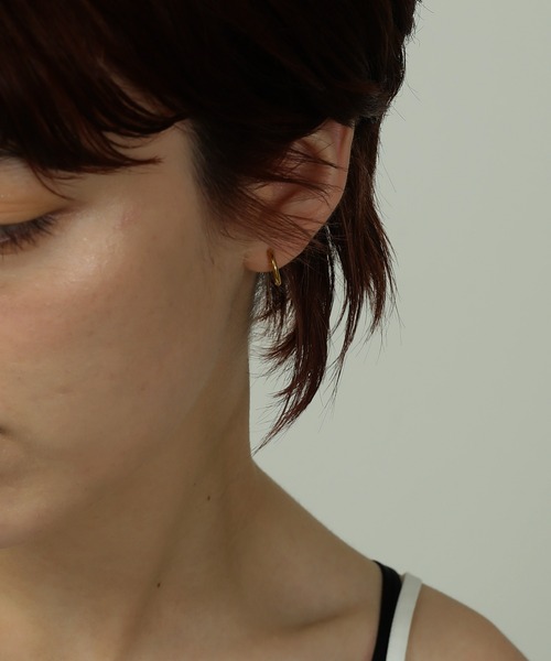 ORLEAN(オルレアン)の「【ORLEAN】シンプルフープピアス 11mm 316L ユニセックス(ピアス(両耳用)・レディース・シルバー/ゴールド・フリー)」の15枚目の写真