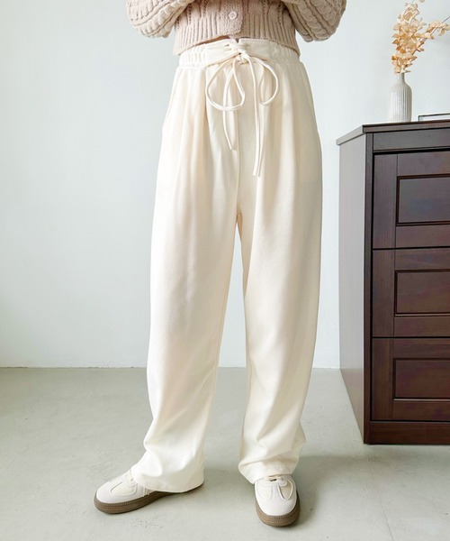 CLEA（クレア）の「ウエストレースアップボリュームカラースウェットパンツ（スウェットパンツ・レディース・グレー/ブラック/アイボリー/パープル/ピンク・M/L/XL）」の6枚目の写真