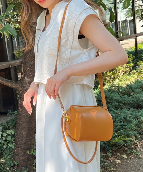 Olu.（オルドット）の「ミニスクエアバッグ（ショルダーバッグ・レディース・ブラック/キャメル/ホワイト・FREE）」の17枚目の写真