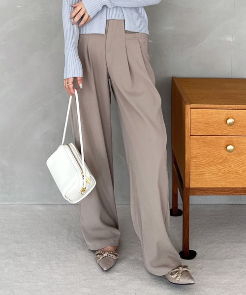 Olu.（オルドット）の「ミニスクエアバッグ（ショルダーバッグ・レディース・ブラック/キャメル/ホワイト・FREE）」の9枚目の写真