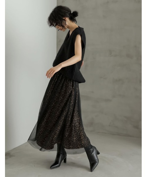 Re:EDIT（リエディ）の「[2023-24 WINTER COLLECTION][大きいサイズ有]ポインテッドトゥスタッズデザインブーツ（ブーツ・レディース・ブラック/アイボリー・SMALL/XX-LARGE/MEDIUM/X-LARGE/LARGE）」の6枚目の写真