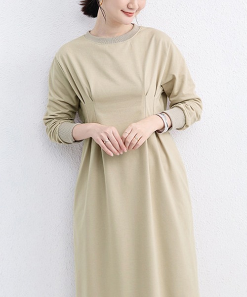Doux Belle(ドゥーベル)の「ラウンドネックワンピース(ワンピース・レディース・ベージュ/ブラック/グレー/キャメル/ネイビー・MEDIUM)」の8枚目の写真