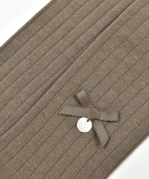 Tartine et Chocolat(タルティーヌエショコラ)の「【日本製】【お揃い】リボンロゴチャーム付きタイツ(80~140cm)(タイツ/ストッキング・キッズ・ベージュ/パープル・L/M/S/XS)」の5枚目の写真