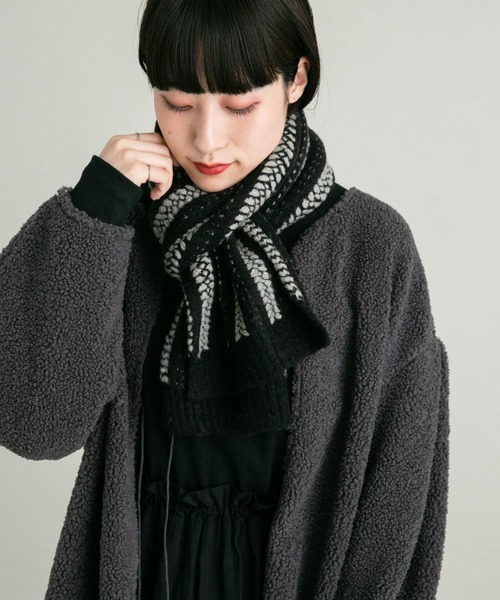 KBF（ケイビーエフ）の「ストライプリブニットマフラー（マフラー・レディース・ベージュ系その他/ブラック系その他/グレー系その他・ONE）」の5枚目の写真