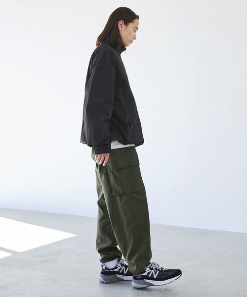 The unormwind（ザアンノームワインド）の「ドローコードツイルワイドストレートカーゴパンツ（カーゴパンツ・メンズ・ベージュ/オリーブ/ブラック・M/L/LL）」の14枚目の写真