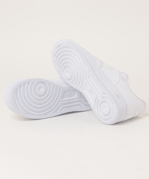 NIKE（ナイキ）の「【NIKE】ナイキ エア フォース 1 07  SE（スニーカー・レディース・ホワイト・23.5cm/22.5cm/23/24.5cm/25/24/25.5cm）」の3枚目の写真