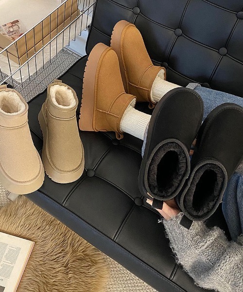 新品 DIESEL BIKERINO ショートブーツ ムートン 新品 DIESEL BIKERINO ショートブーツ ムートン