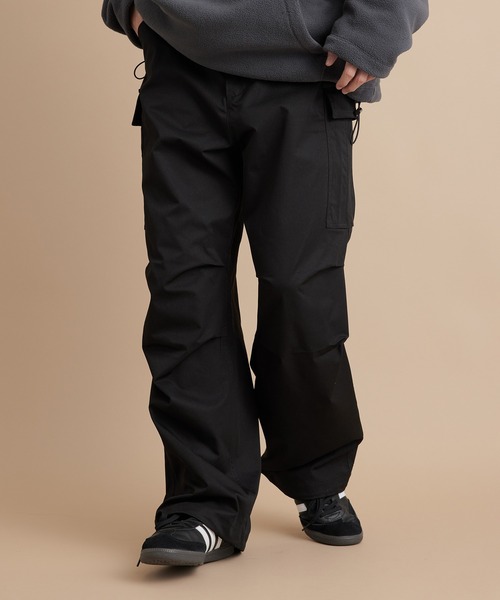 re_k by JUNRED（レクバイジュンレッド）の「re_k by JUNRED / ミニマルワイドカーゴパンツ（カーゴパンツ・メンズ・ブラック/ライトグレー/カーキ・S/M/L）」の2枚目の写真