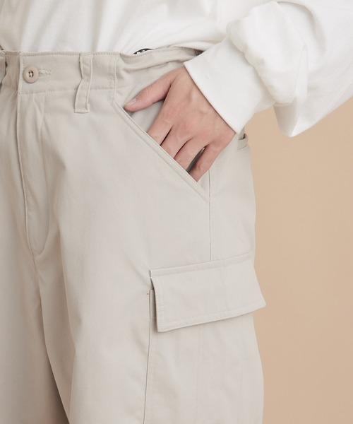 re_k by JUNRED（レクバイジュンレッド）の「re_k by JUNRED / ミニマルワイドカーゴパンツ（カーゴパンツ・メンズ・ブラック/ライトグレー/カーキ・S/M/L）」の6枚目の写真