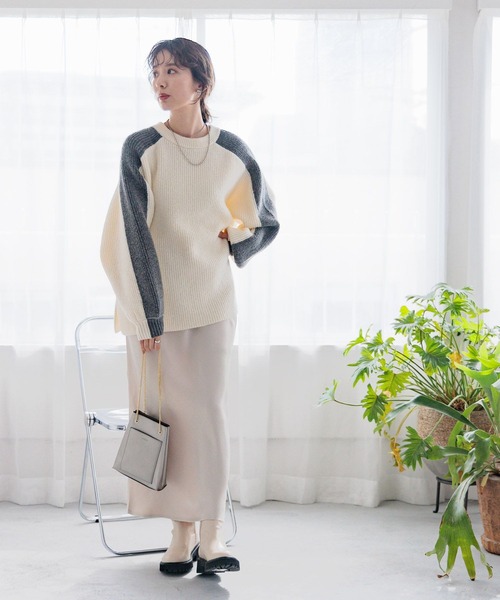 LEPSIM（レプシィム）の「7ゲージ配色ラインプルオーバー　971329（ニット/セーター・レディース・ネイビー/オフホワイト/グレー/チャコールグレー・FREE）」の9枚目の写真