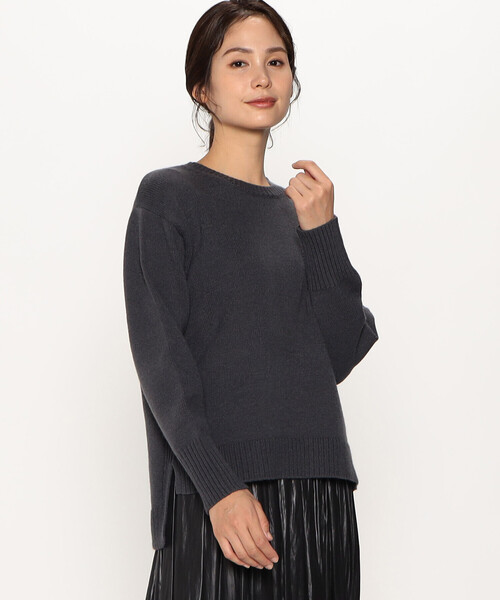 COMME CA ISM(コムサイズム)の「【good price】1枚で華やか!!カラーニット(ニット/セーター・レディース・ホワイト/グレー/ピンク/サックスブルー/チャコール・MEDIUM/LARGE)」の3枚目の写真