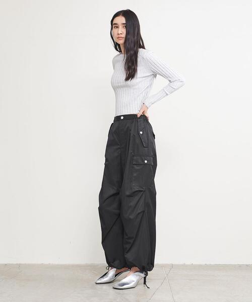 AEWEN MATOPH(イウエン マトフ)の「<AEWEN MATOPH>パラシュートパンツ(カーゴパンツ・レディース・ホワイト/ブラック・36/38)」の7枚目の写真
