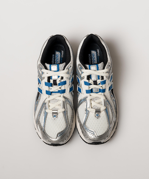 NEW BALANCE（ニューバランス）の「【New Balance / ニューバランス】M1906REB（スニーカー・メンズ・ライトグレー・25.5cm/26cm/26.5cm/27cm/27.5cm/28cm）」の2枚目の写真