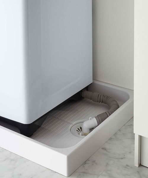 tower（タワー）の「tower(タワー) 伸縮洗濯機排水口上ラック（ランドリーグッズ・レディース・ブラック/ホワイト・F）」の5枚目の写真