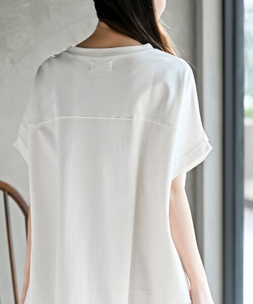 rps(アールピーエス)の「ミニ裏毛ポケットツキワイドプルオーバー(Tシャツ/カットソー・レディース・マスタード/オフホワイト/チャコールグレー/杢グレー/ミント・フリー)」の9枚目の写真