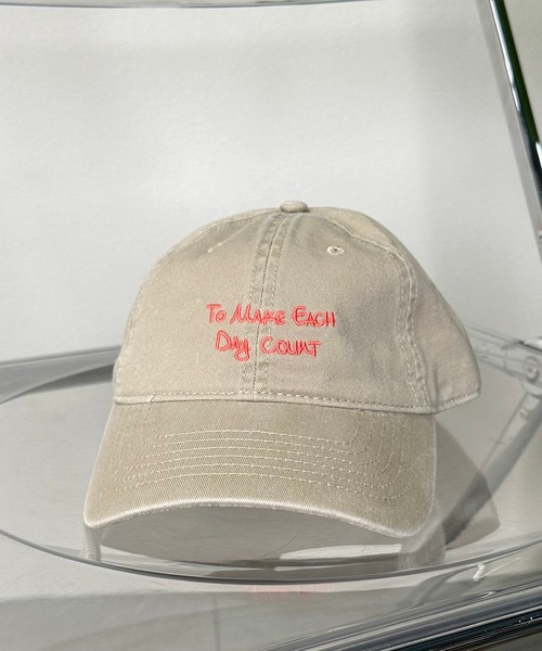 CRB（シーアールビー）の「カラーロゴ刺繍キャップ（キャップ・レディース・チャコールグレー/ブルー/アイボリー/ベージュ・F）」の3枚目の写真