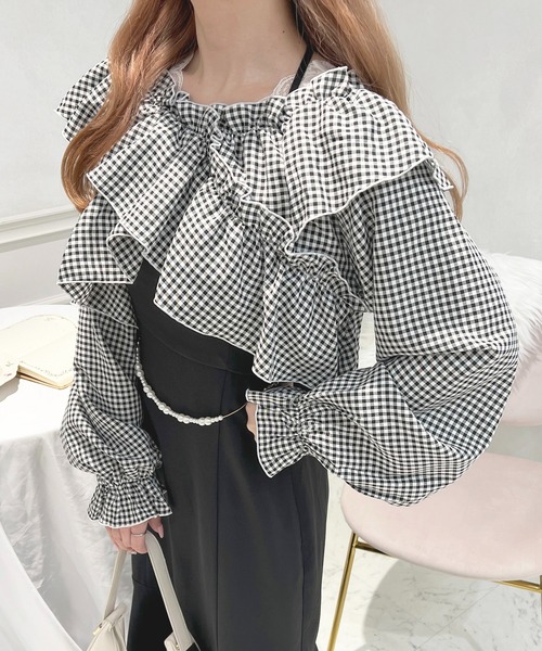 apres jour(アプレジュール)の「パールベルト付きキャミワンピース【ZOZOTOWN限定アイテム】(ワンピース・レディース・ブラック/ネイビー/ピンクベージュ・フリー/X-LARGE)」の5枚目の写真
