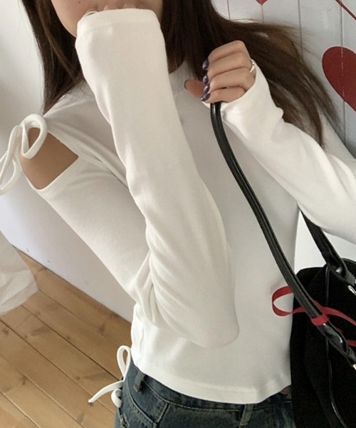 LYEON(リヨン)の「カットアウトショルダーテレコトップス/コンパクトロンT(Tシャツ/カットソー・レディース・オフホワイト/ブラック・FREE)」の20枚目の写真