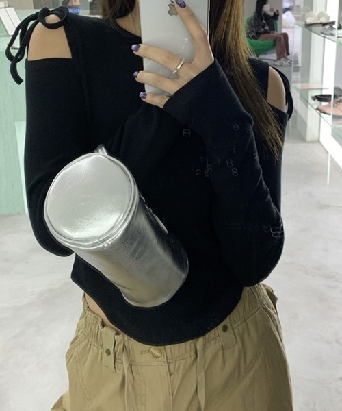 LYEON(リヨン)の「カットアウトショルダーテレコトップス/コンパクトロンT(Tシャツ/カットソー・レディース・オフホワイト/ブラック・FREE)」の14枚目の写真
