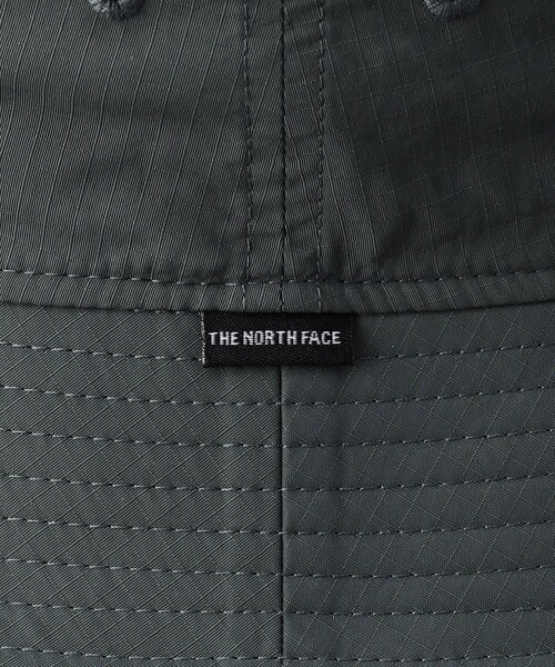 THE NORTH FACE（ザノースフェイス）の「THE NORTH FACE/ザ ノース フェイス Camp Side Hat / キャンプサイドハット（ハット・メンズ・ブラック/オリーブ/ベージュ/チャコールグレー・LARGE）」の9枚目の写真