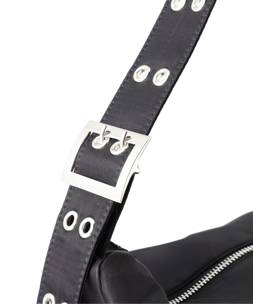 YIE YIE(イエイエ)の「YIE YIE/イエイエ/SUPER SASHA BAG(ショルダーバッグ・レディース・ブラック・FREE)」の5枚目の写真