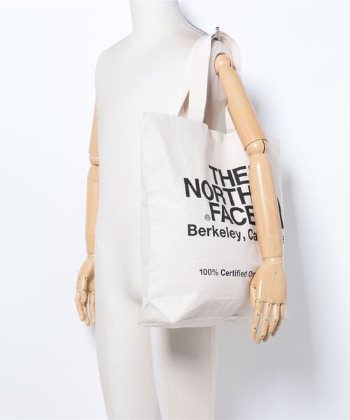 THE NORTH FACE（ザノースフェイス）の「【THE NORTH FACE/ザ・ノース・フェイス】ORGANIC C TOTE（トートバッグ・レディース・キナリ/ブラック・FREE）」の6枚目の写真