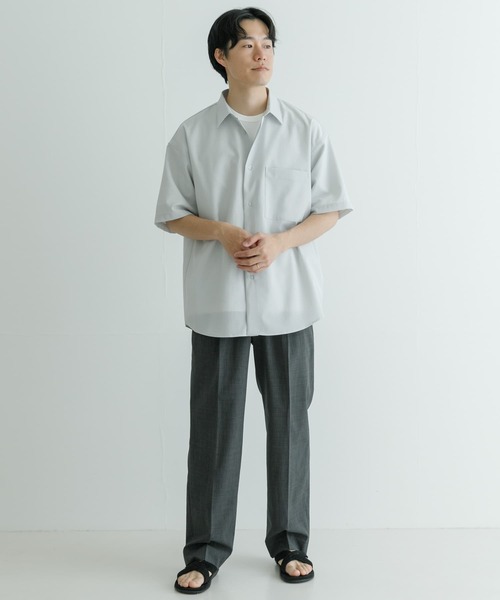 URBAN RESEARCH(アーバンリサーチ)の「『UR TECH DRYLUXE』DRY LUXE SHORT SLEEVE SHIRTS(シャツ/ブラウス・メンズ・オフホワイト/チャコールグレー/ネイビー・SMALL/MEDIUM/LARGE)」の6枚目の写真