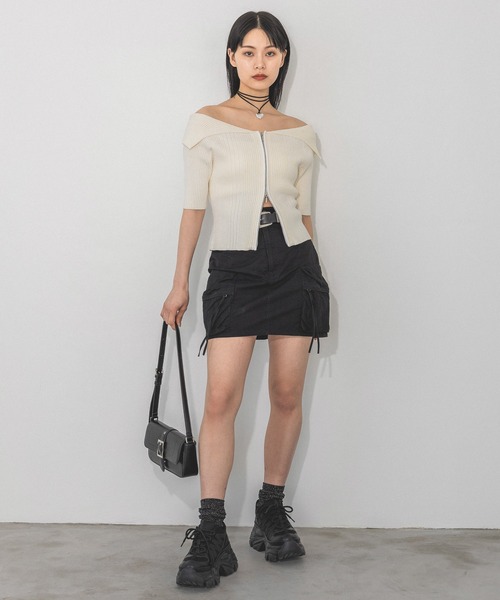 PAGEBOY(ページボーイ)の「3Dポケットミニスカート(スカート・レディース・ブラック/チャコールグレー・FREE)」の5枚目の写真